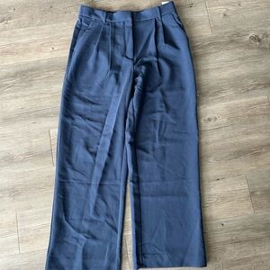NWT - Abercrombie & Fitch - Navy Blue Tailored Pant (Size: 32 or 14)
